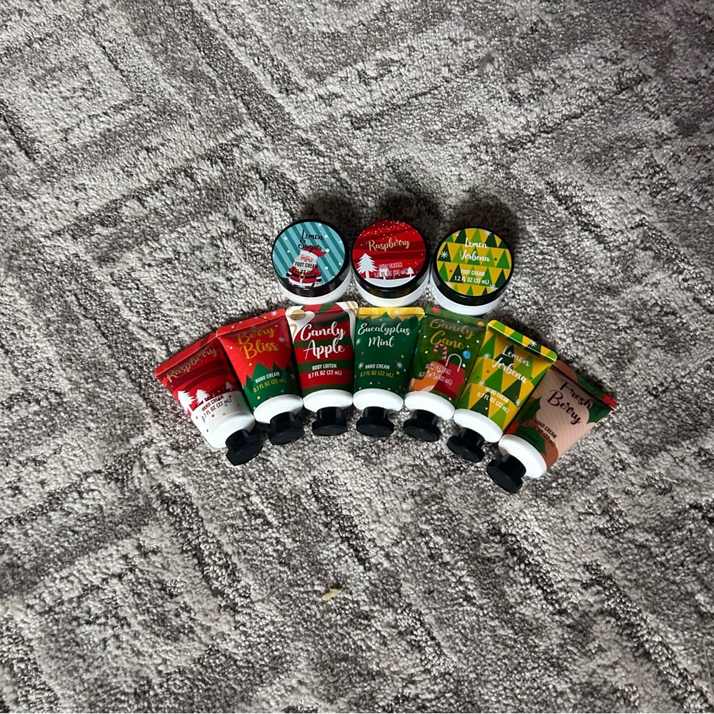 Holiday Christmas Hand and Foot Care!